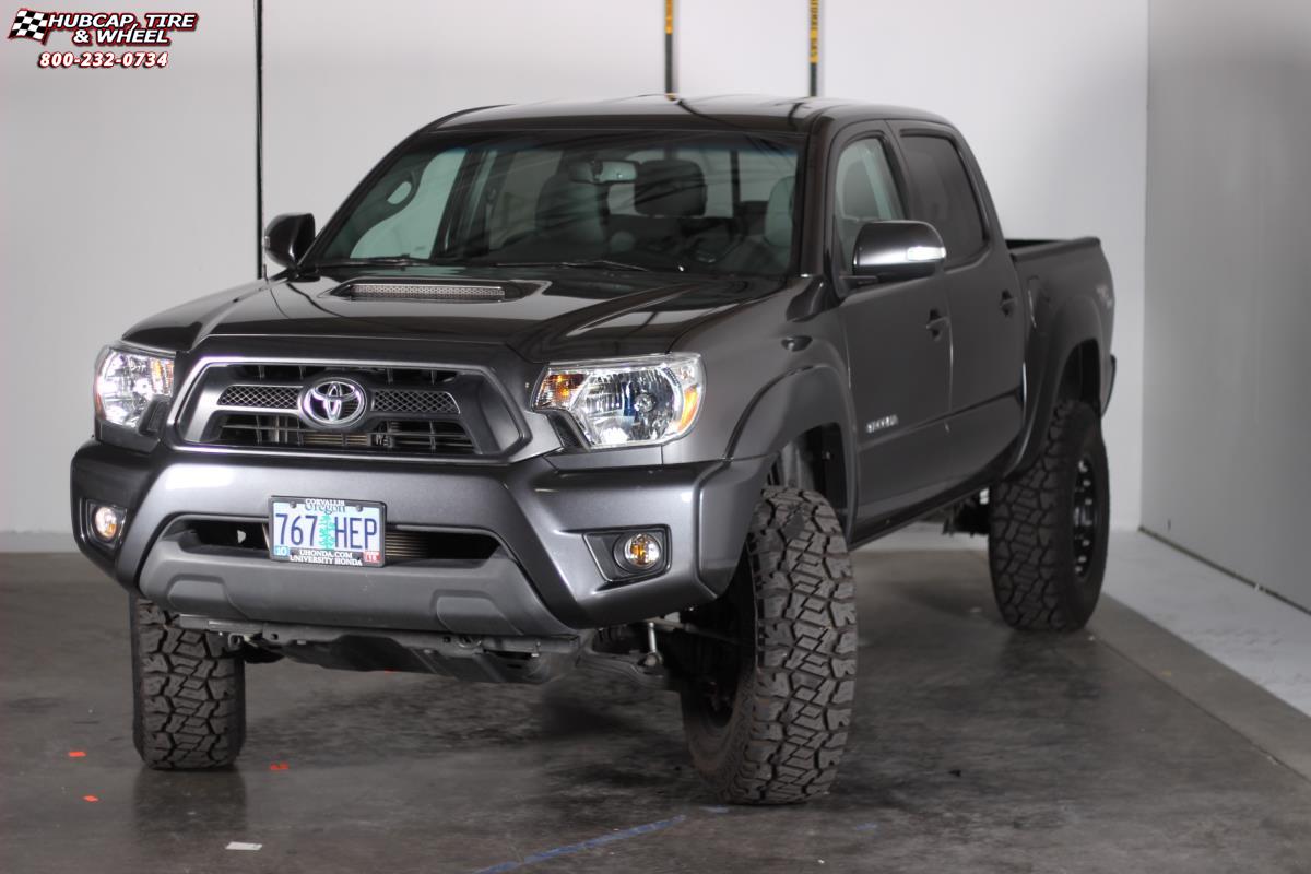 vehicle gallery/2014 toyota tacoma xd series xd798 addict 17x9  Matte Black wheels and rims
